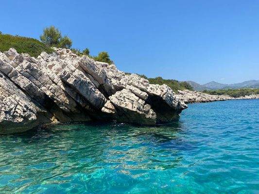 Außenansicht mit Meer