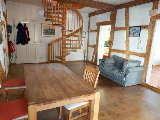 Eingang / Aufenthalt 1. Stock