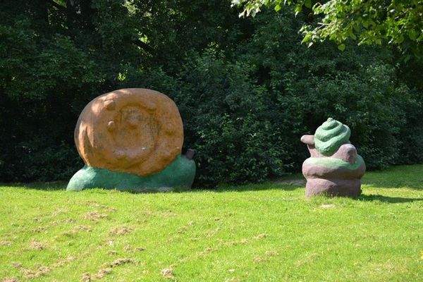 0921-Sprottauer-Str.-Spielskulp.-03