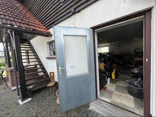 Eingang Nebengebäude