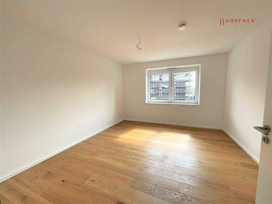 Schlafzimmer. Aus Diskretion zeigen wir keine aktuellen Bilder, die gezeigten Bilder stammen aus der Fertigstellung vor Erstbezug.