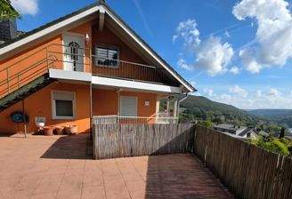 Front - Terrasse
