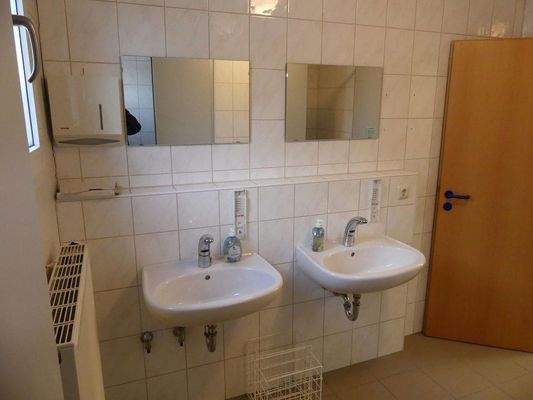 TKHaus WC Damen Döl-841