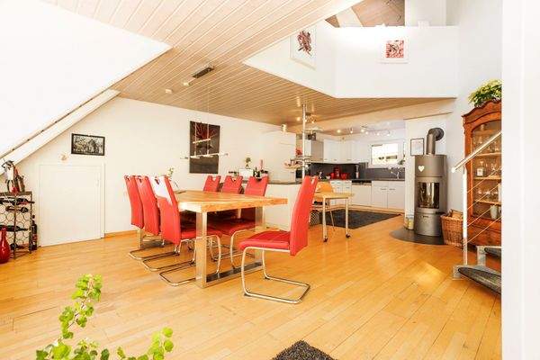 Küche mit Essbereich