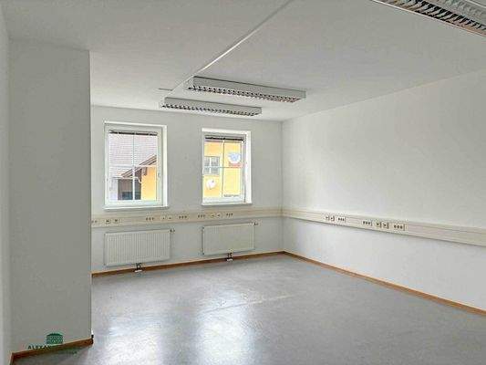 Büro und Garage, Immobilien-Kurz-Salzburg