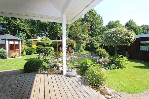 Blick in den hinteren Garten