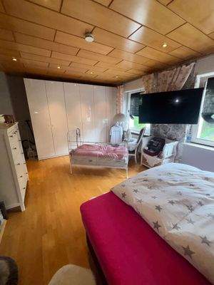 Schlafzimmer (2).jpg