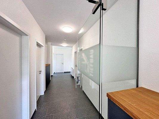 Flur-/Eingangsbereich OG