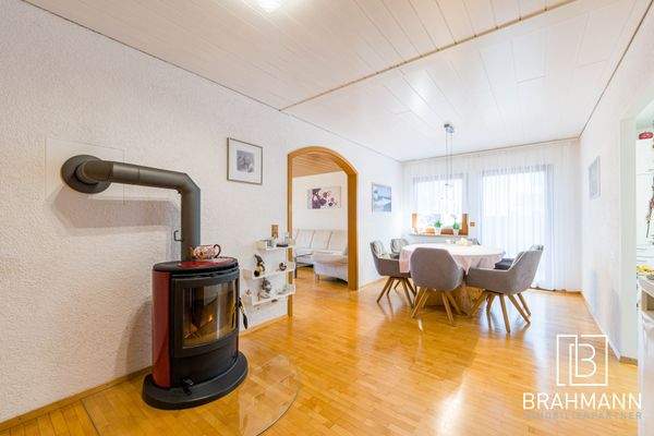 Großer Essbereich inkl. Schwedenofen - EG