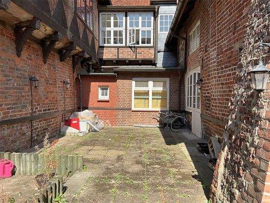 Aussenfläche Innenhof