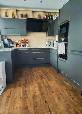 moderne Komplettküche