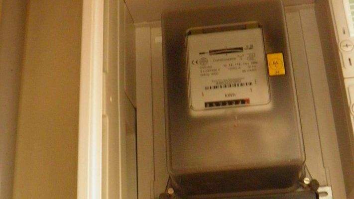 Hausanschlußraum mit Stromzähler