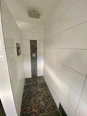 bodentiefe Dusche Wohnung OG