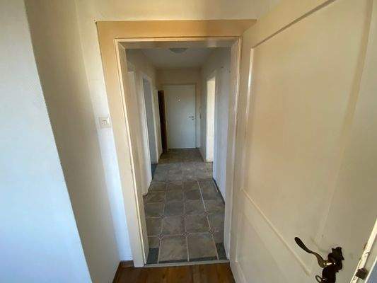 Flur (Wohnung Obergeschoss links)