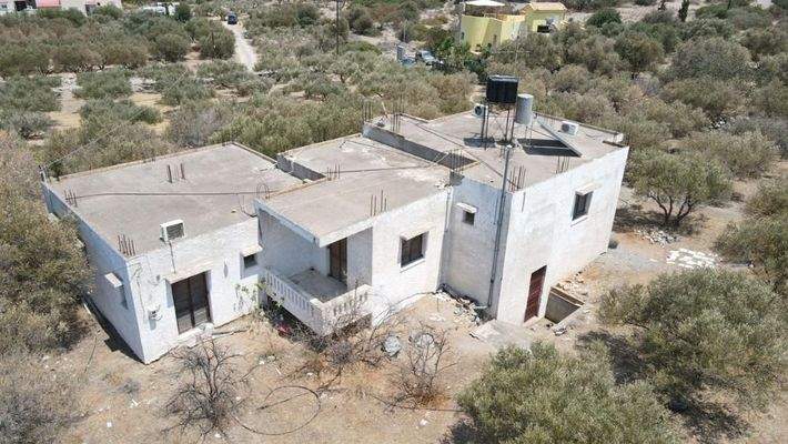 Kreta, Milatos: Anwesen mit vielen Möglichkeiten - nahe am Meer - zu verkaufen