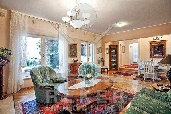 Lichtdurchströmtes Wohlfühlambiente