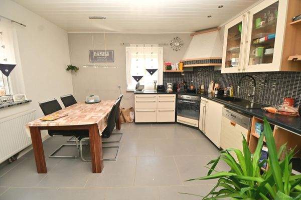 das familiäre Zentrum... die gemütliche Wohnküche (Haupthaus/Erdgeschoss)