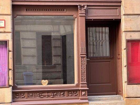 neu renovierte Ladenfront