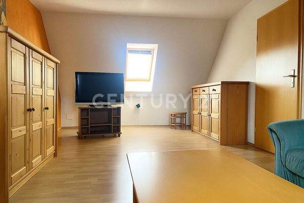 Großes Wohnzimmer im Obergeschoss