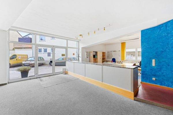 Verwaltung und Empfang