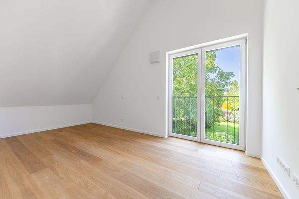 Schlafen/Kind/Arbeiten im OG