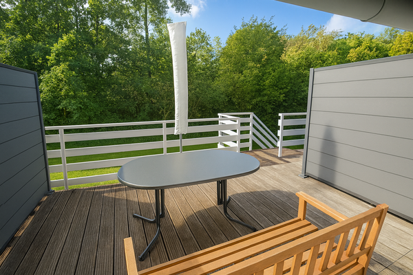 Terrasse mit Blick ins Grüne