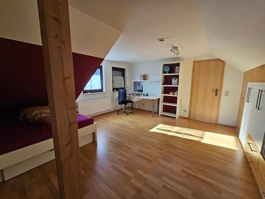 DG Schlafzimmer 1