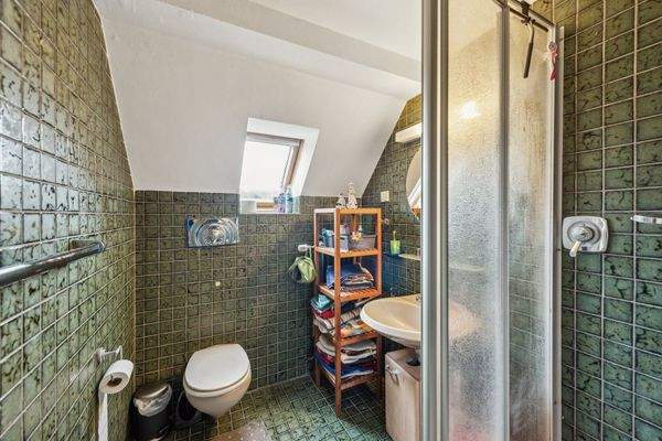 Duschbad im Dachgeschoss