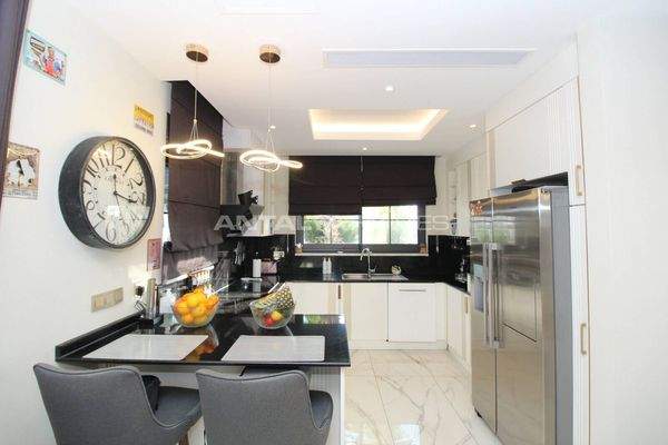 Furnished House with Pool in Antalya Belek