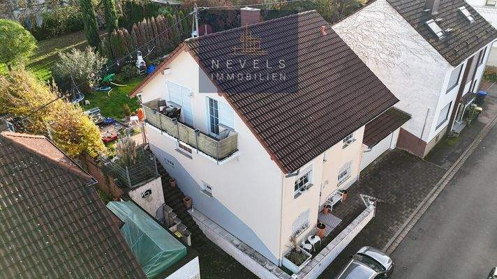 Linke Hausseite Vogelperspektive