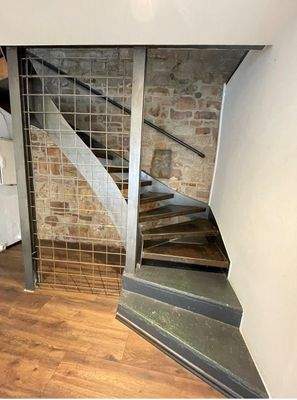 Treppe zur 1. Etage