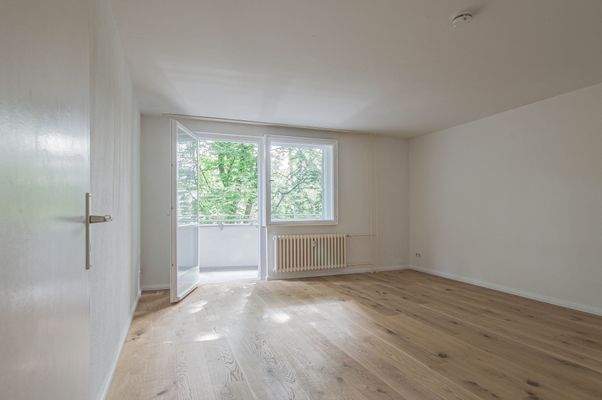 Zimmer I (spiegelverkehrtes Beispiel)