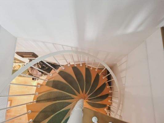 Treppe Ebene 2 zu Ebene 1