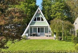 Hausansicht Garten