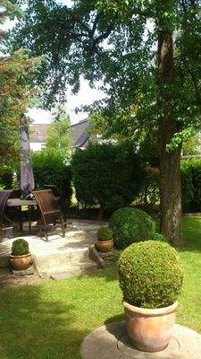 Sitzecke Garten im Sommer