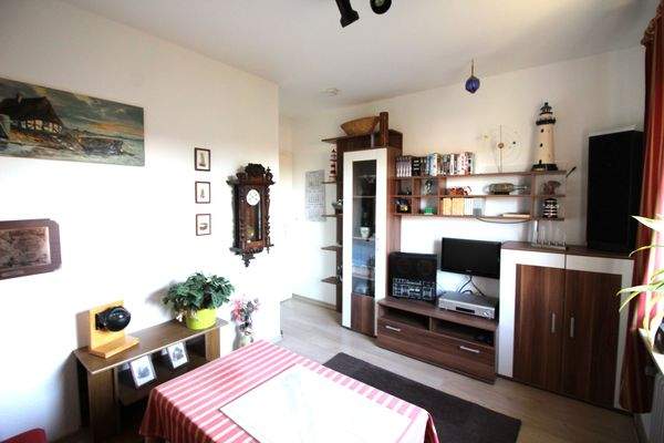 erstes Kinder- bzw. Arbeitszimmer 1. OG 