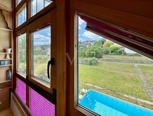 Blick aus dem Obergeschoß Richtung Garten