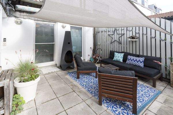 West Terrasse beim Wohnzimmer