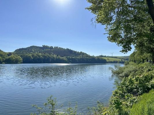 direkt am Hennesee