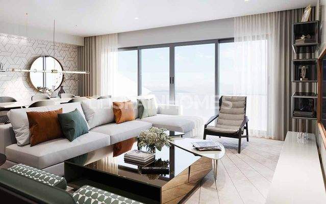 Sea View Real Estate with Terraces in a Popular area of Fuengirola