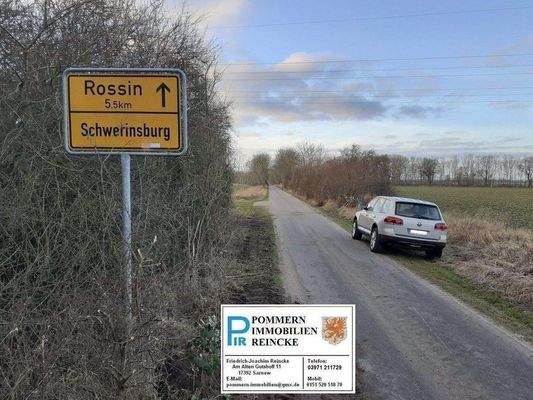 200 m rechts Rossin geradezu Wusseken.jpg