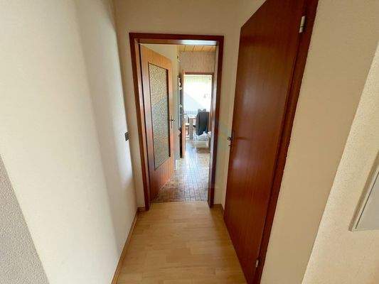 Flur zur Küche im Erdgeschoss