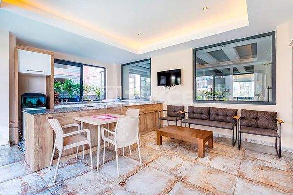 Furnished Apartment with Private Garden Area in Alanya Avsallar