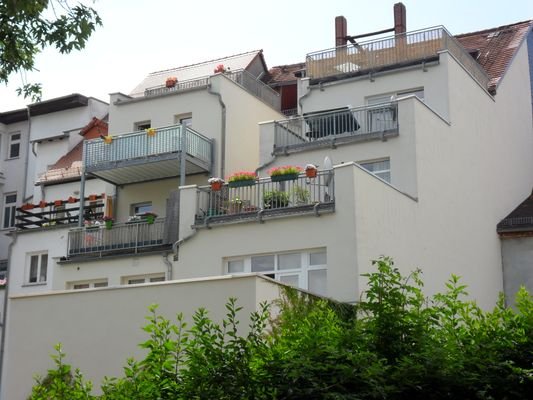 Balkone und Terrassen