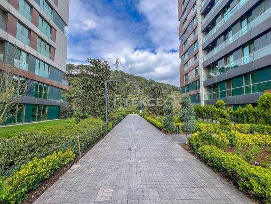 Forest-View Luxury Flat in a Project Near Mall in Sarıyer Istanbul