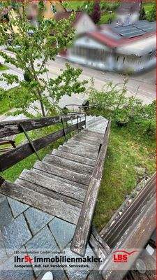 Hauseingang - Zugang Treppe