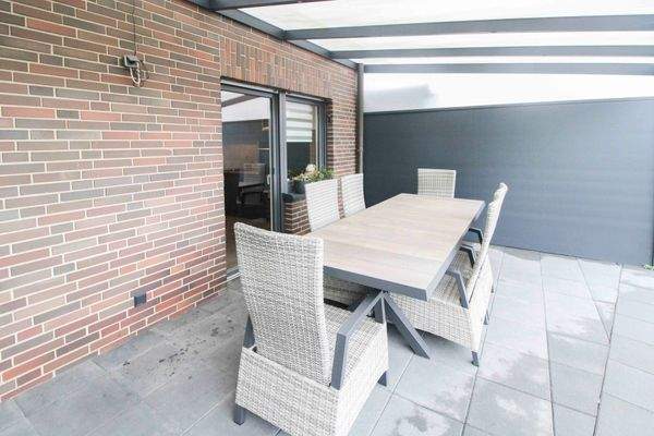 überdachte Terrasse