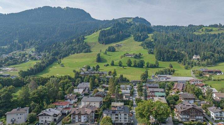 KITZIMMO-Exklusive Erdgeschossmaisonette in zentraler Toplage kaufen - Immobilien Kitzbühel.