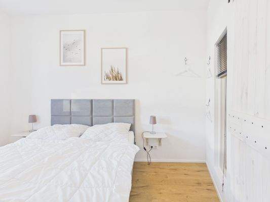 CAM01223G0-PR0192-STILL060