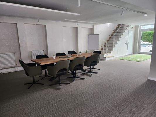 PHOTO-2025-10-27-17-49-37 5.jpg